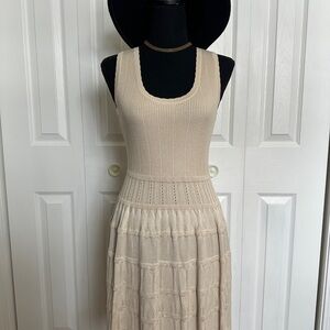 Wenrine Elegant Beige Sleeveless Knit Dress size S
